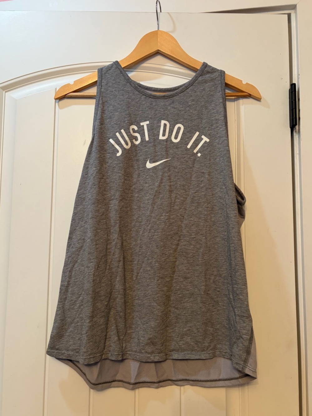Nike Gray 'Just Do It' Women's Athletic Tank